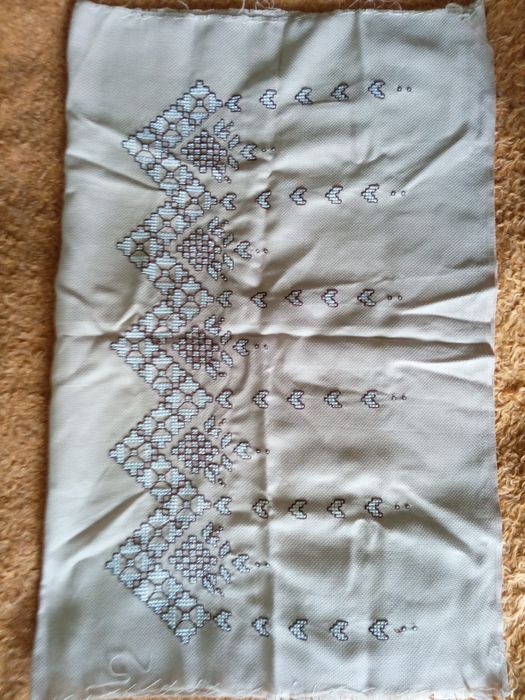 Ръчно бродирана панама за възглавница