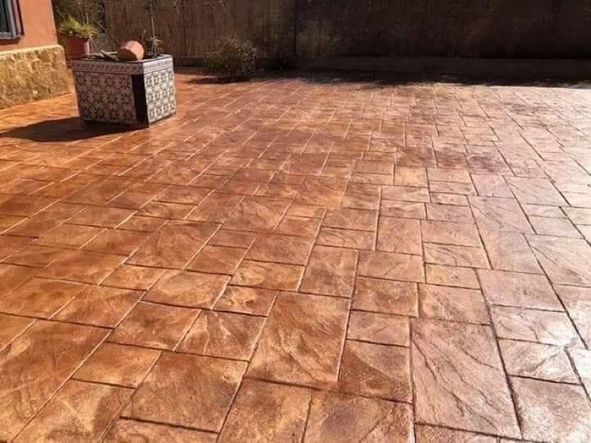 Beton amprentat . Preț avantajos,  80 lei !