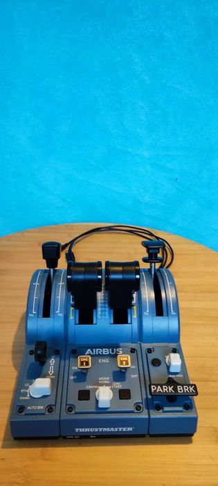 Джойстик Thrustmaster TCA Captain Pack Airbus PC