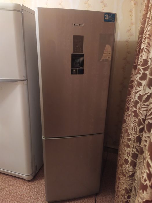 Холодильник Самсунг