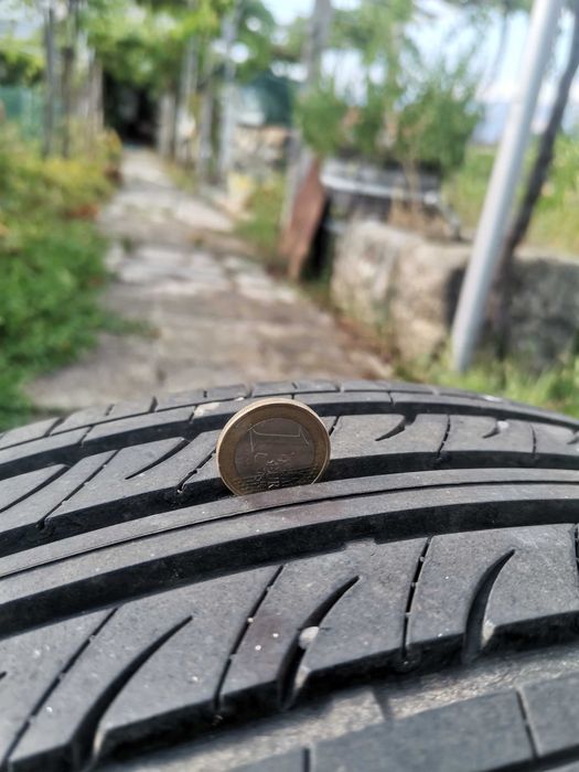 Джанти с гуми 15 за нисан алмейра