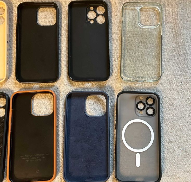 Lot de 8 huse pentru Iphone 13 Pro - stare foarte buna