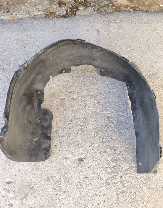 Подкрылок передний опель