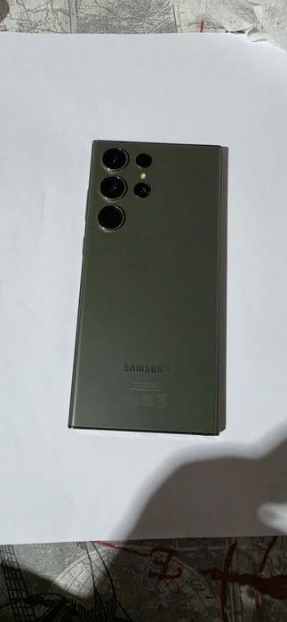 Продавам Samsung Galaxy S23 Ultra 512GB / 12GB RAM