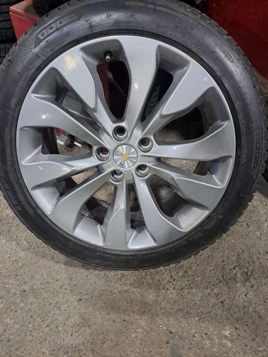 Tesla ga zapaska diska balon