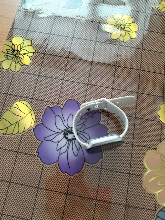 Часы смарт  красивые стильные