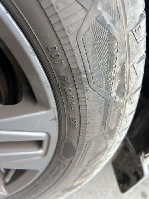 Гуми за БУС Continental VanContact ECO 215/60/R17C