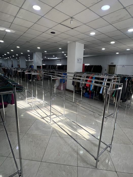 Продаются витрина полки