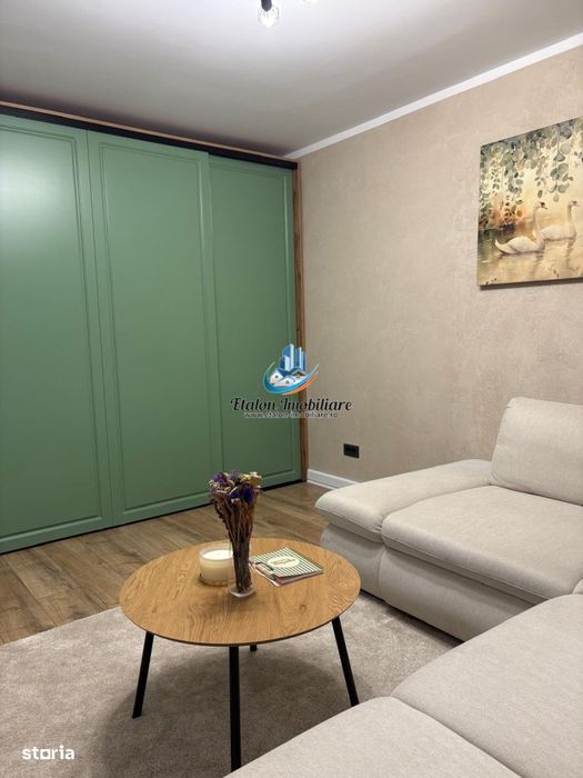 Apartament 2 camere decomandat, etaj 2, Precista