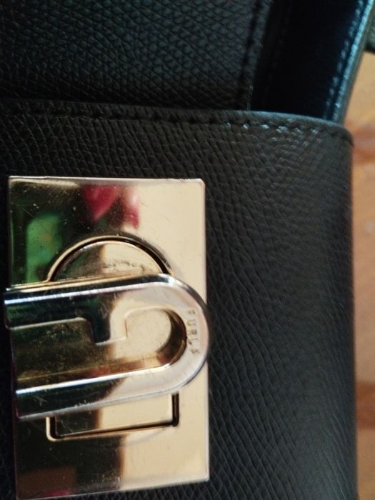 Дамска чанта furla