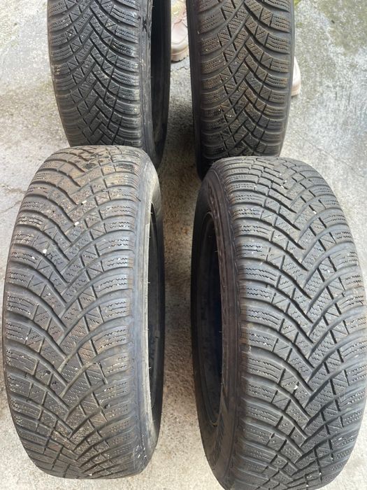 Roti R15 cu jante de otel si anvelope Hankook aproape noi