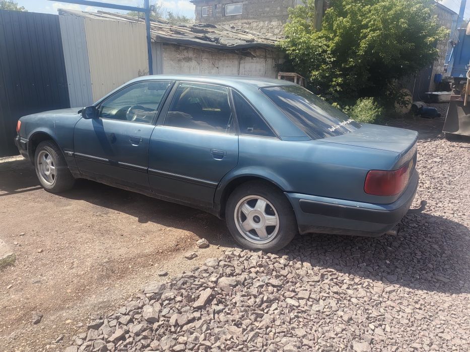 Продам Ауди 100 с4