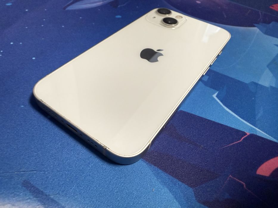 Apple Iphone 13 , Alb , Impecabil de piese , Placa defecta .