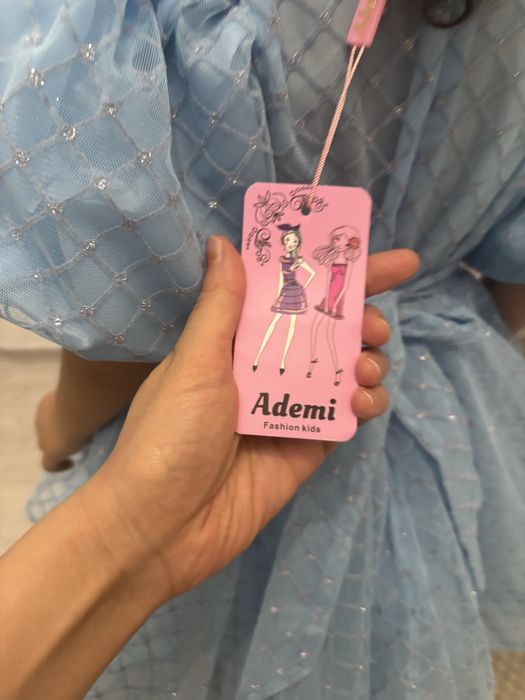 Бальное платье новое для девочек