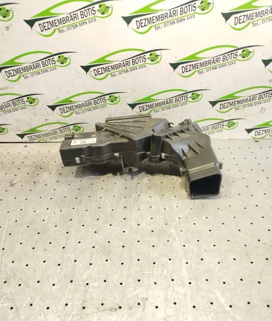 Carcasa de aerisire de podea din spate sofer Volkswagen VW Phaeton
