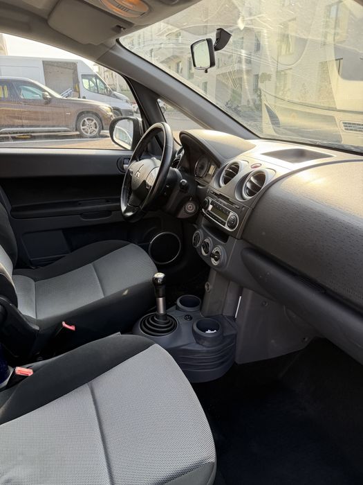 Ocazie Mitubishi Colt impecabil 79 000 km