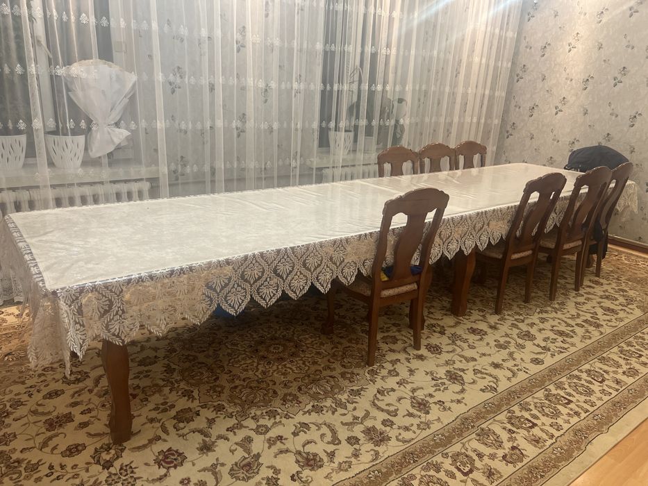 Продам стол 4.5 метров
