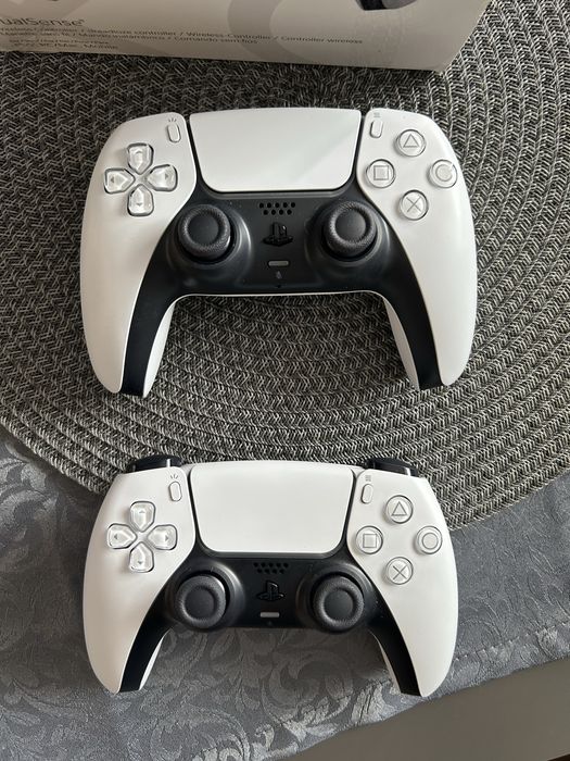 PS5 DualSence Controller
