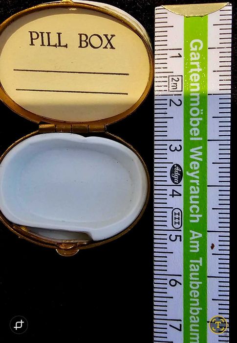 Порцеланов комплект- бижутерни кутии