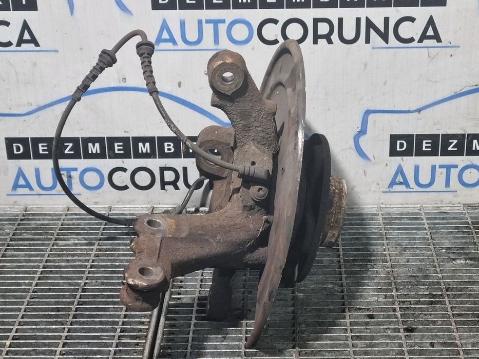 Fuzeta stanga fata Dacia Duster II 1.6 Benzina 2018 - 2021 Manuala 6 Trepte H4M 738 ...