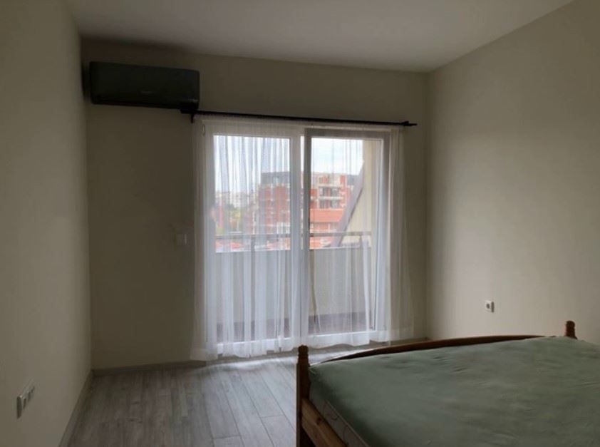 Дава се под наем Тристаен апартамент в София, Левски - 110 кв.м за 598.23 € - Снимка #1