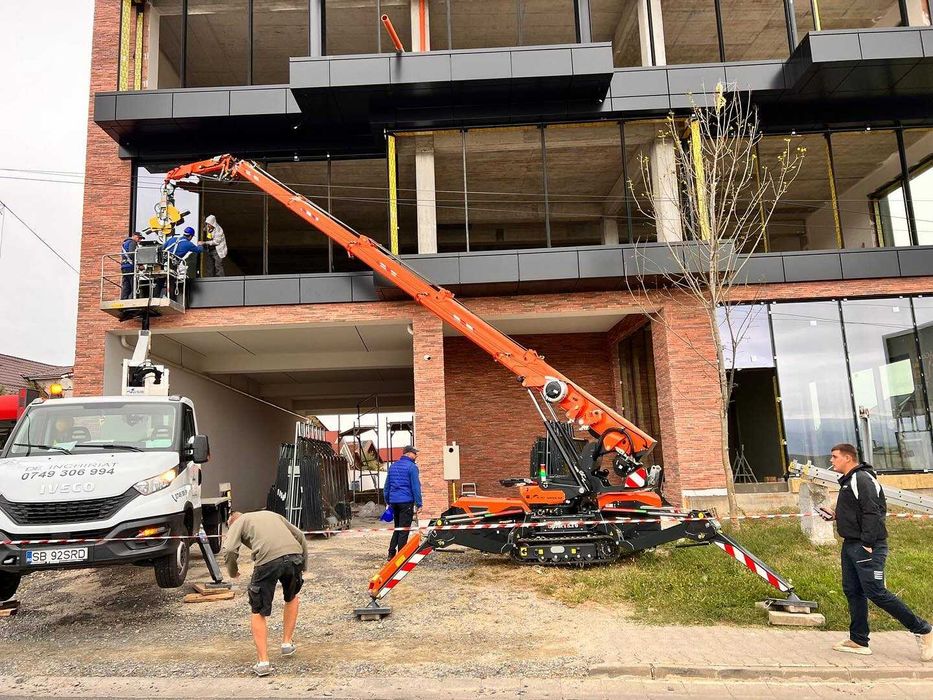 Închiriere macara spider București