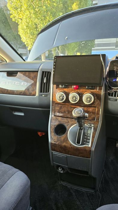 Продам Mitsubishi Delica D5