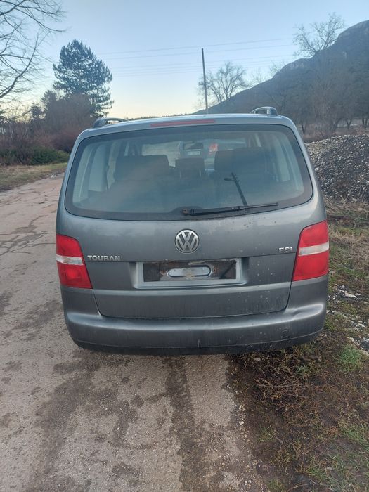 VW Touran 1.6 FSI на части !!!