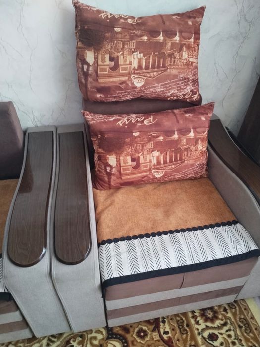 Продам кресло две штуки