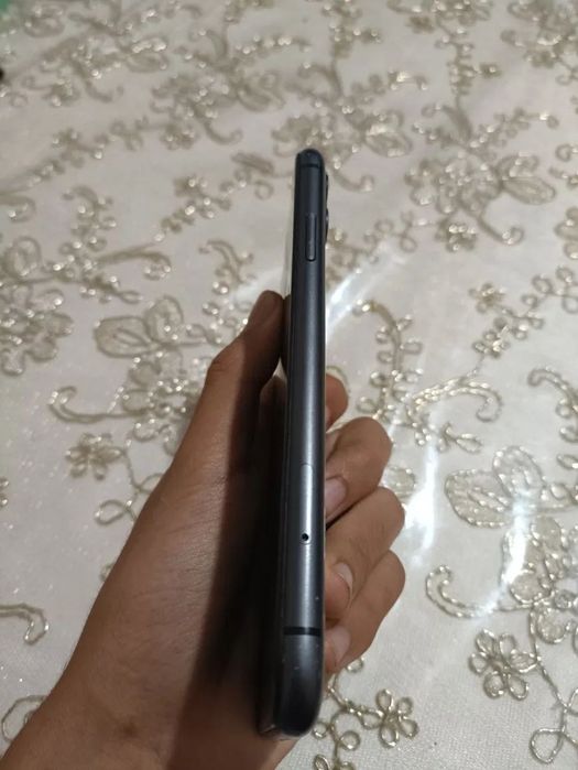 iPhone 11 sotiladi