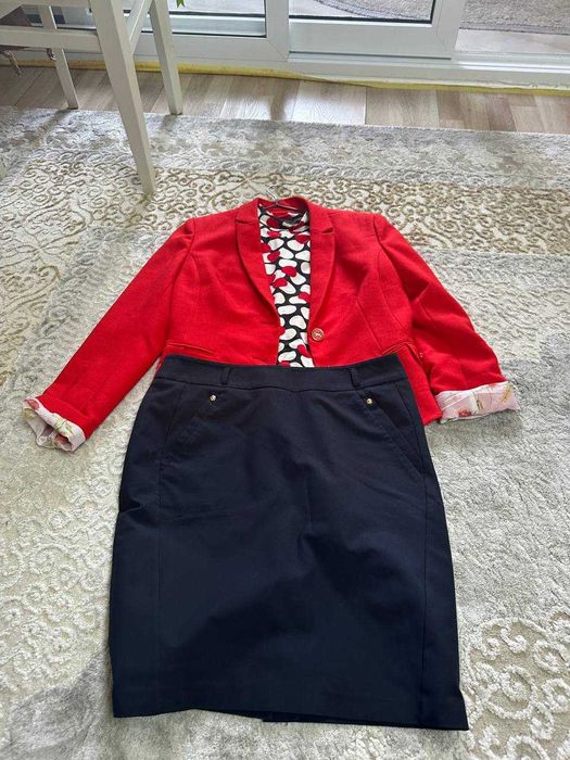 Пиджаки, юбки, кофты