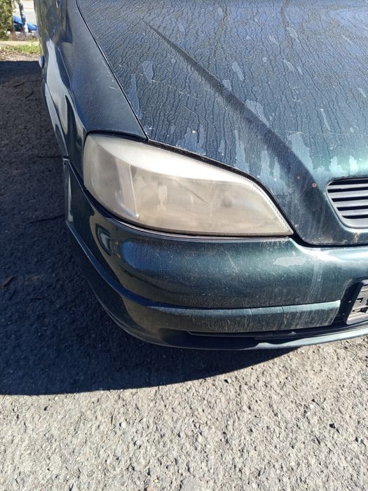 Продавам фарове за опел Астра Г