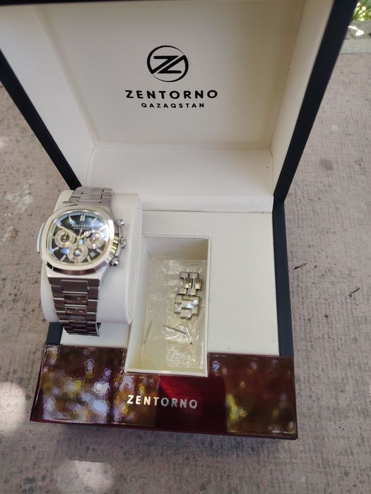 Часы ZENTORNO оригинальные