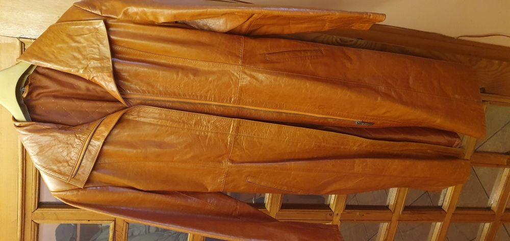 Ново кожено манто