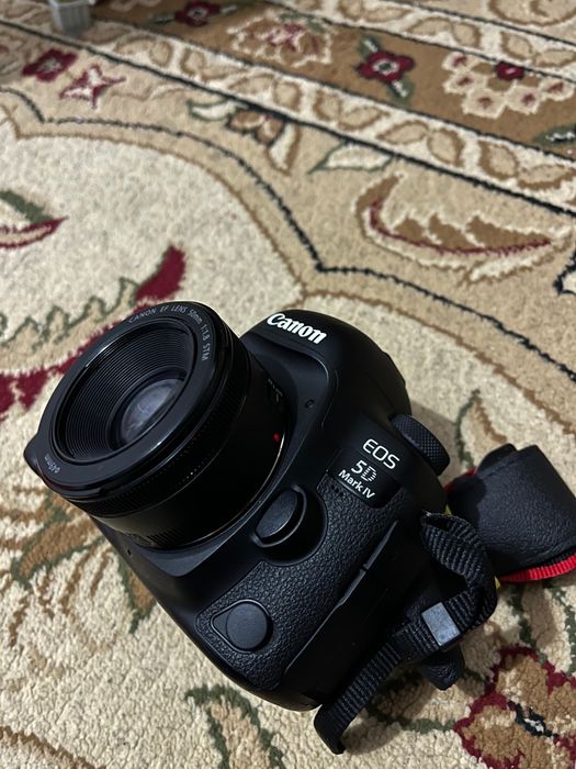 Canon EOS 5D Mark IV