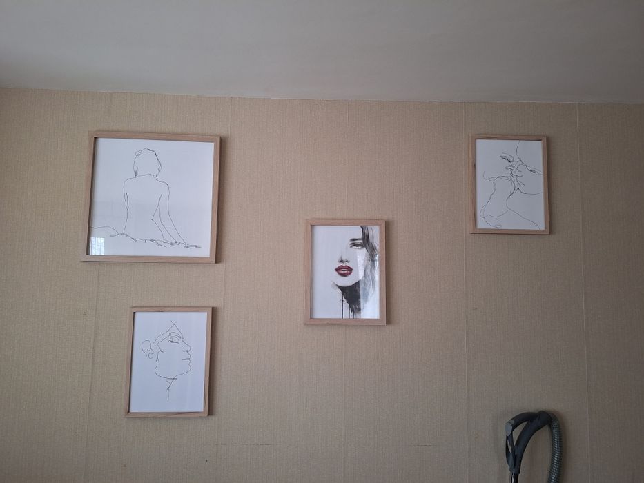 Продавам комплект картини.