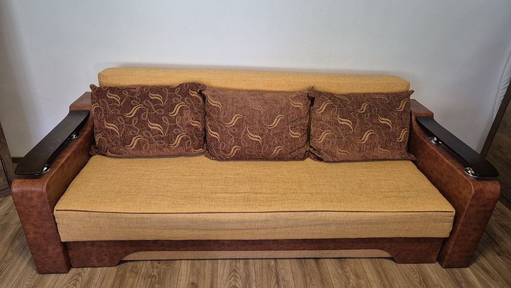 Vand canapea extensibila