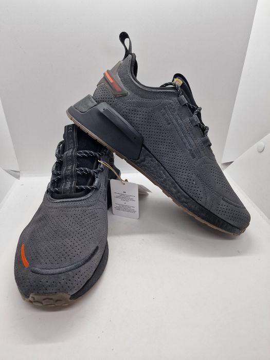 Adidas NMD V3 Leather GY4146 nr. 40