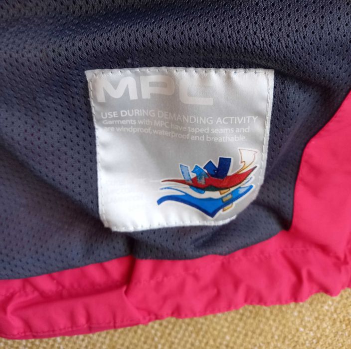 Tenson Lucky, Водоустойчиво Дамско яке, размер 36