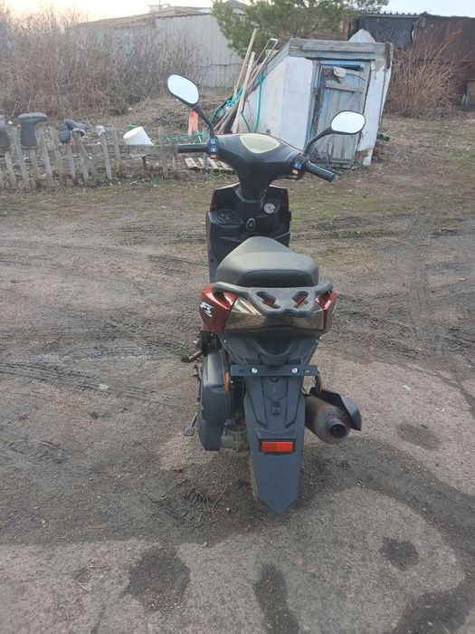 Продам скутер м2