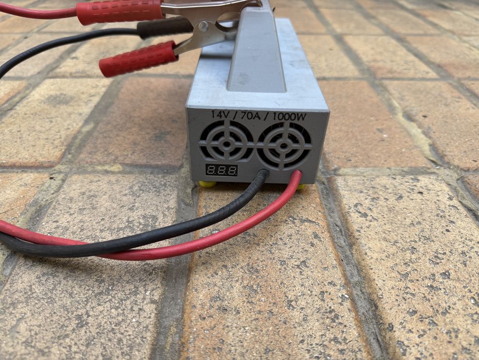 Поддържащо захранване за автосервиз 1200W / до 14v