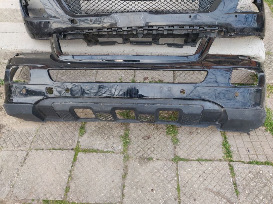 Предни Брони за Mercedes ML / W164  /2006--2011  г.
