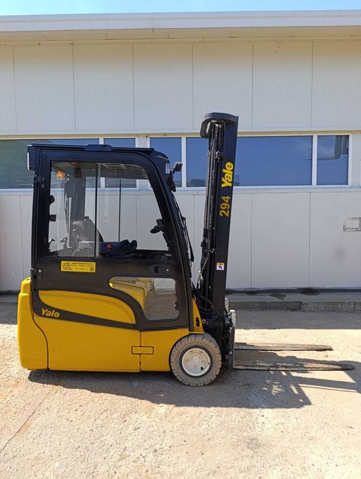 Inchiriez / vand STIVUITOR YALE ERP20VT