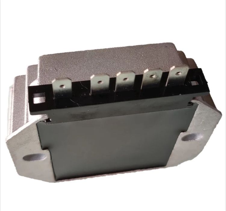 Releu Incarcare Regulator Tensiune Utilaje Yanmar F Fx  John Deere