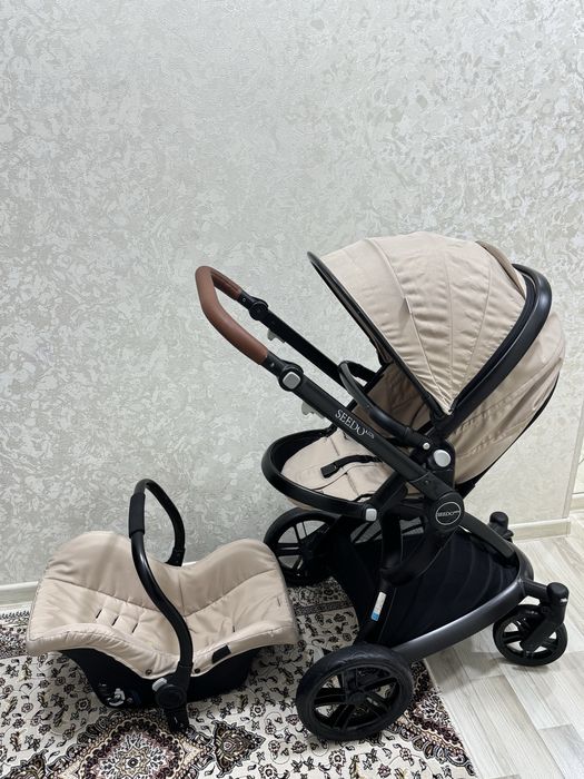 Продам детскуб коляску эвпропейского бренда