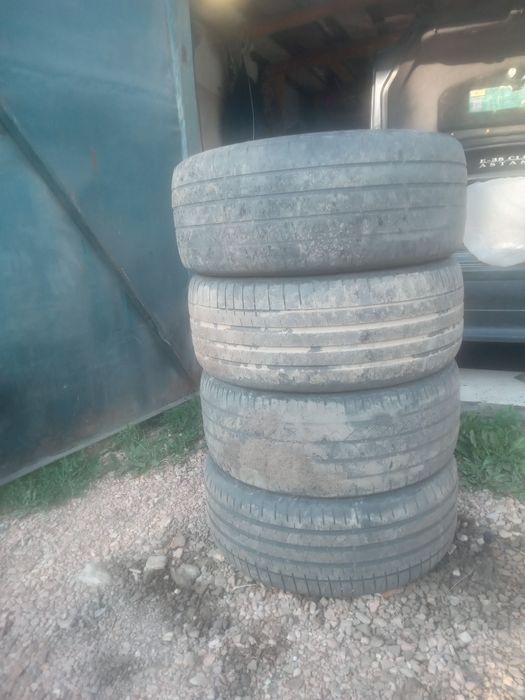 Продам шины летние  17