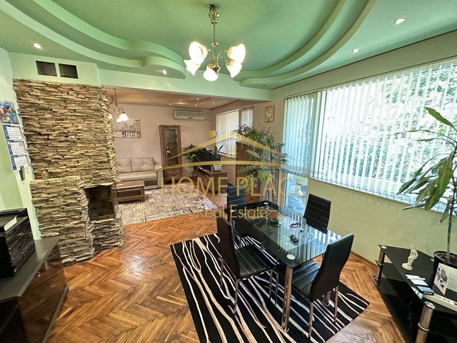 Дава се под наем Тристаен апартамент в Варна, Център - 120 кв.м за 1020 € - Снимка #3