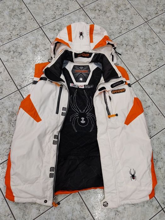 SPYDER-L разм.водоустойчив   плътен  мъжки елек с качулка .