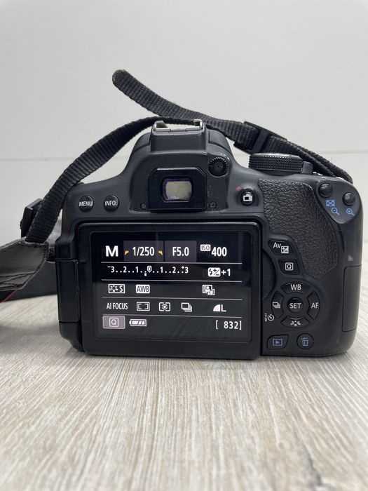 Фотоппарат cenon750D