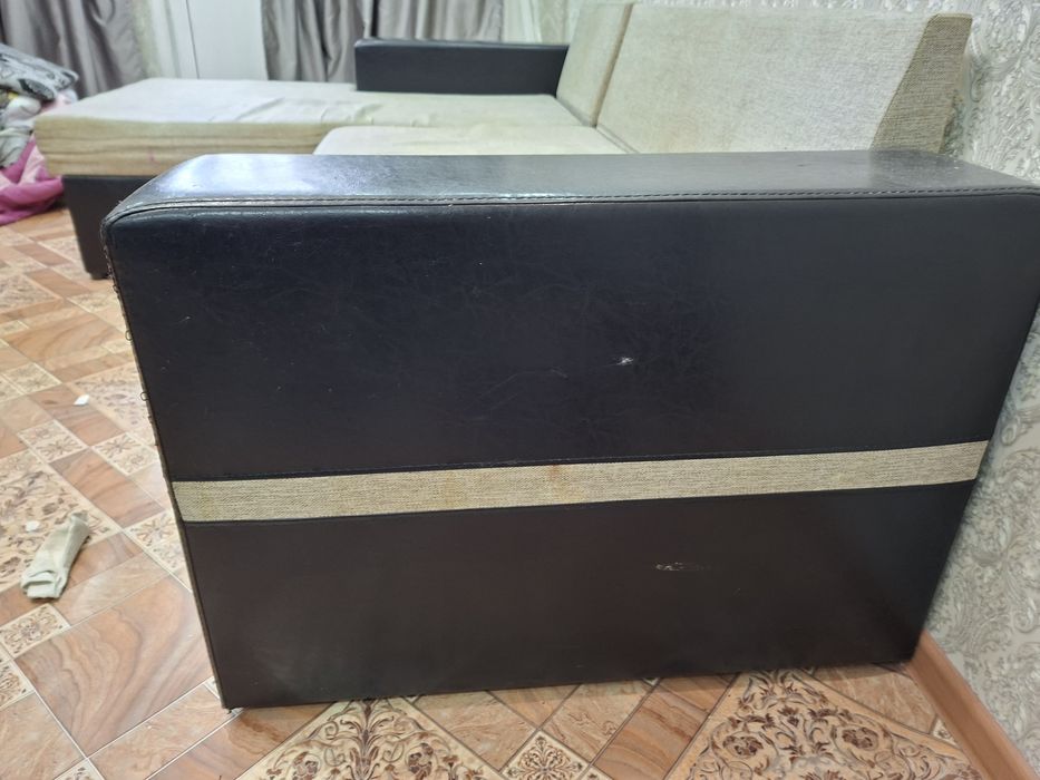 Отдам диван, самовывоз